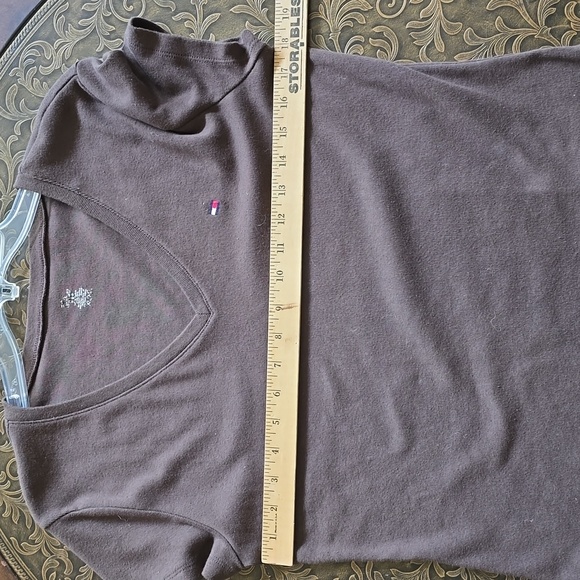 Tommy Hilfiger brown tee shirt - Picture 3 of 5